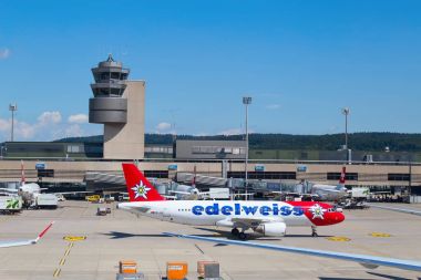 Uçaklar için hazırlanıyor çıkar 