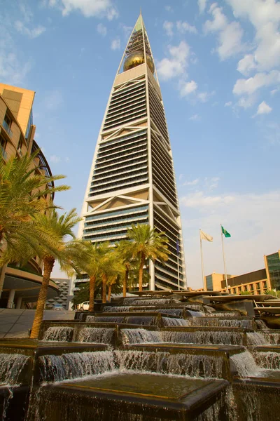 Al Faisaliah tower homlokzat — Stock Fotó