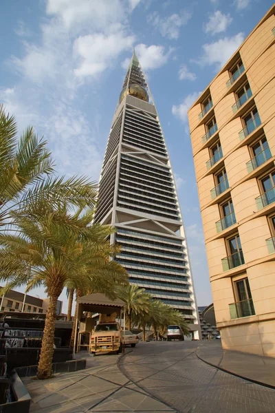 Façade de la tour Al Faisaliah — Photo