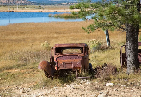 Abandond іржавий затонулих суден — стокове фото