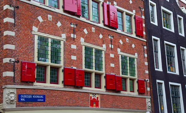 Traditionelle Häuser des Amsterdams — Stockfoto