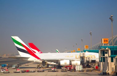 Uçaklar için hazırlanıyor çıkar