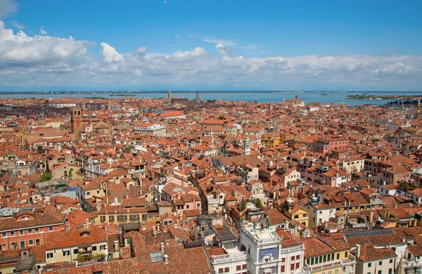 Luchtfoto van Venetië stad — Stockfoto