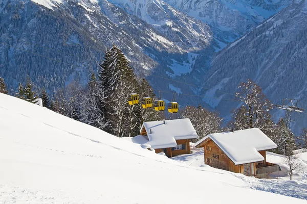 Zima w szwajcarskich Alpach — Zdjęcie stockowe