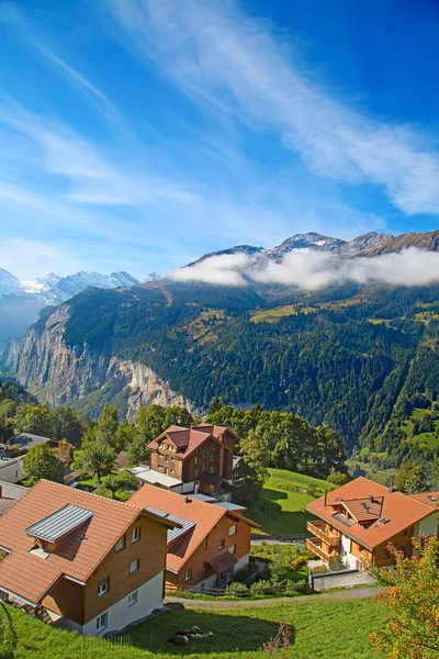 Berömda byn i Jungfrau-regionen — Stockfoto