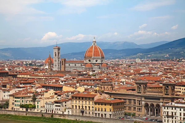 Vista panoramica sulla città di Firenze — Foto Stock