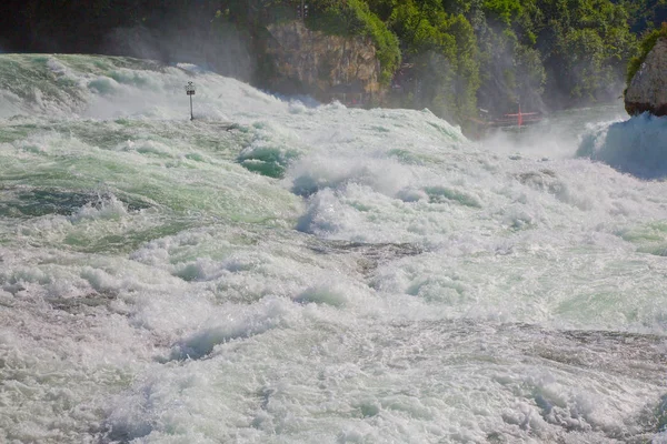 Rheinfall cascada más grande de Europa —  Fotos de Stock