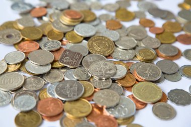 Eski paralar sirküle