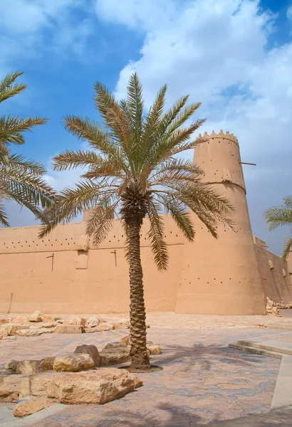 Форт Аль-Masmak в в Ер-Ріяді — стокове фото
