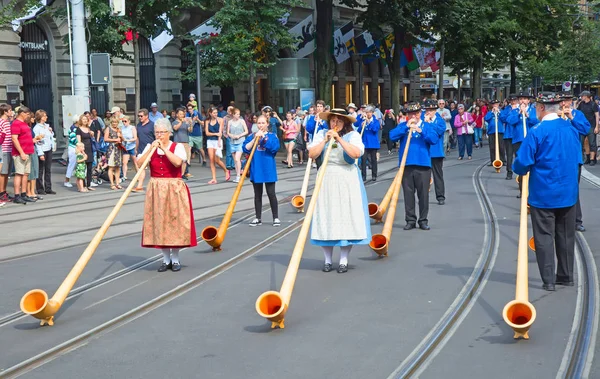 Schweiziska nationaldagen parad — Stockfoto