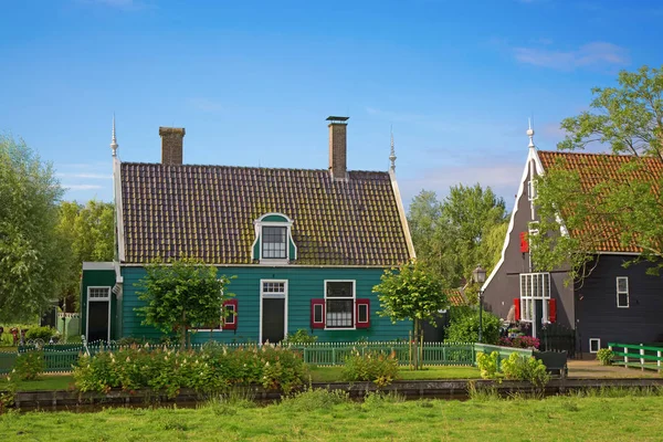 Traditionelle Häuser des Amsterdams — Stockfoto