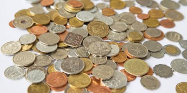 Eski paralar sirküle