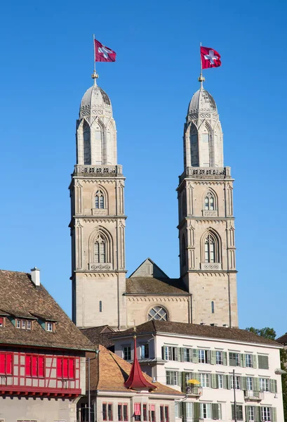 Berömda Zürich kyrkor — Stockfoto