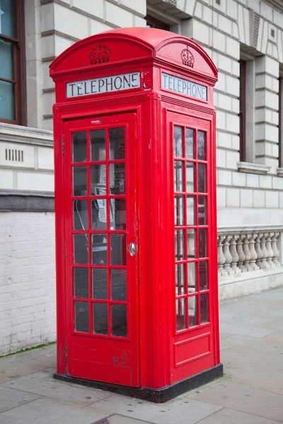 Słynne czerwone budki telefonicznej — Zdjęcie stockowe