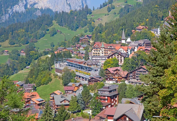 Famous village Wengen in swiss alps — Stock Photo, Image