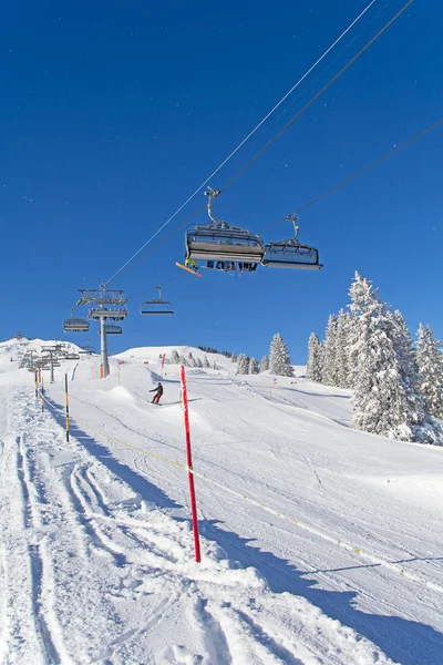 Vinter i schweiziska alperna — Stockfoto