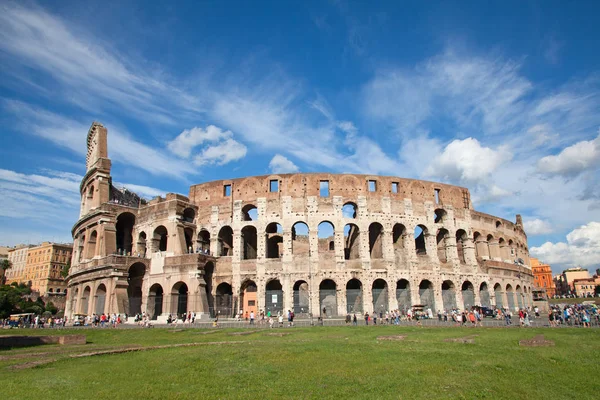 Ruiny Colloseum w Rzymie — Zdjęcie stockowe