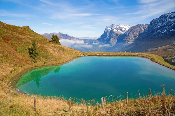 Paesaggio autunnale nella regione di Jungfrau — Foto Stock