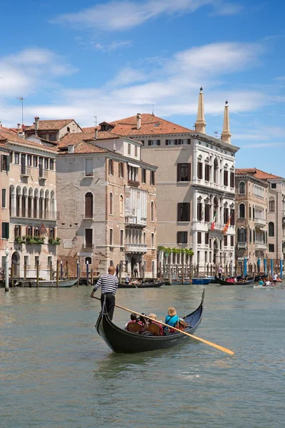 Ruas da cidade antiga Veneza , — Fotografia de Stock