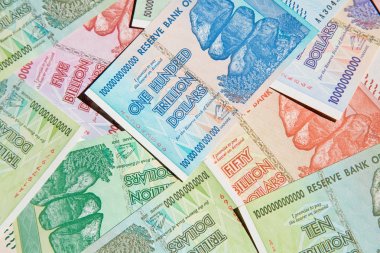 Yüksek enflasyondan sonra Zimbabwe 'nin banknotları