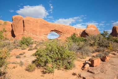 Ünlü Windows arch Arches National park, Utah, ABD.