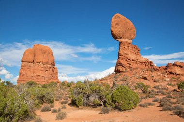 Ünlü Dengeleme rock Arches National park, Utah, ABD.