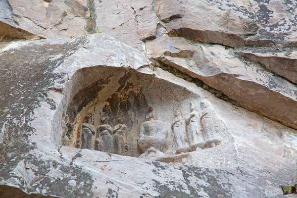 Berömda Longmen Grottoes Statyer Buddha Och Bodhisattvas Ristade Monolit Rock — Stockfoto