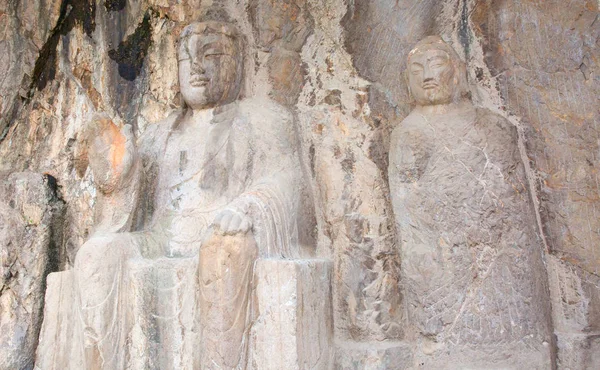 Grottes Longmen Célèbres Statues Bouddha Bodhisattvas Sculptées Dans Roche Monolithe — Photo