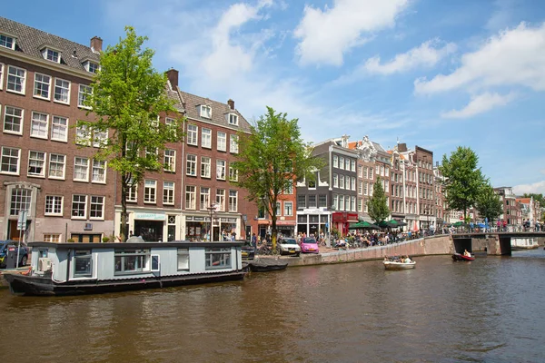 Amsterdam Juillet 2016 Canaux Amsterdam Entourés Maisons Traditionnelles Néerlandaises — Photo