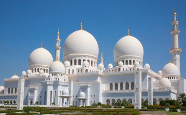 Abu Dabi 'deki ünlü Şeyh Zayed camii, Birleşik Arap Emirlikleri..