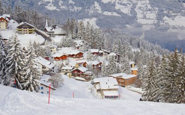 Kış içinde yüksek swiss alps, İsviçre.