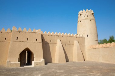 Al Ain vahasında ünlü Jahili kalesi, Birleşik Arap Emirlikleri.