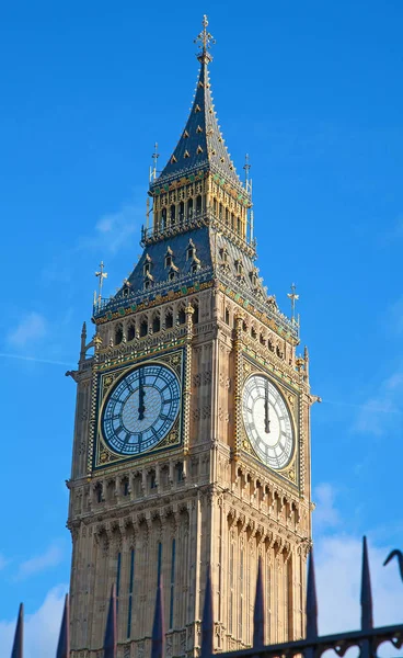 Wieża Zegarowa Big Ben Londynie Wielka Brytania — Zdjęcie stockowe