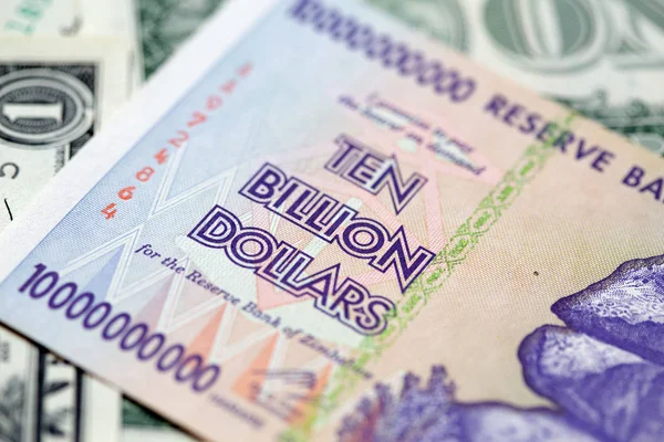 Закрытие Банкнот Зимбабве После Гиперинфляции — стоковое фото