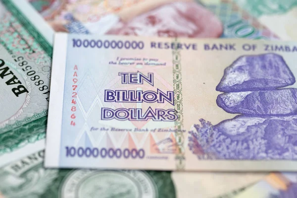 Närbild Sedlar Zimbabwe Efter Hyperinflationen — Stockfoto