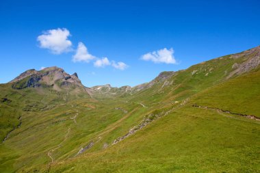 İsviçre Alpleri'nde hiking
