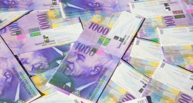 İsviçre 1000 franklık banknotların koleksiyonu. İsviçre Ulusal Bankası (SNB) tarafından yayınlanan 1000 franklık banknot dünyanın en değerli banknotlarından biridir. Mevcut 1000 franklık banknotlar 1995 yılından beri İsviçre 'de dolaşımda..