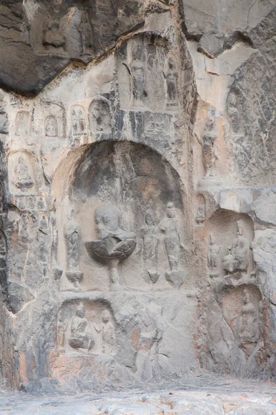 Famosas Grutas Longmen Estátuas Buda Bodhisattvas Esculpidas Rocha Monólito Perto — Fotografia de Stock