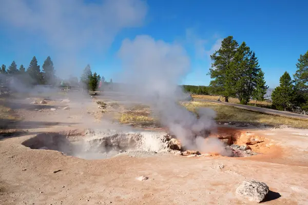 Cuenca Del Géiser Superior Parque Nacional Yellowstone Estados Unidos — Foto de Stock