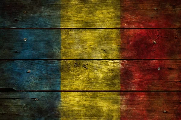 Bandera romania sobre madera — Foto de Stock