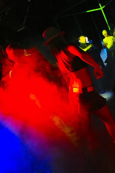 아름 다운 댄스 클럽 다채로운 빛 추상 배경 아트 디자인에 대 한 — 스톡 사진