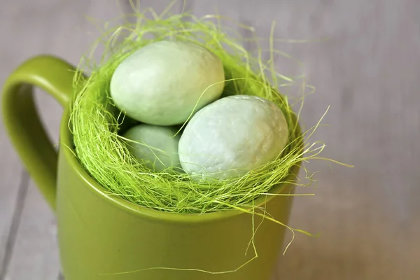 Doce açúcar verde ovos de Páscoa — Fotografia de Stock