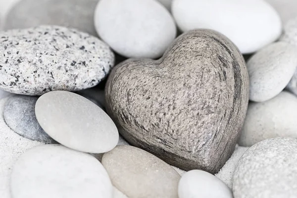 Heart Shaped Pebble Still Life — Stockfoto