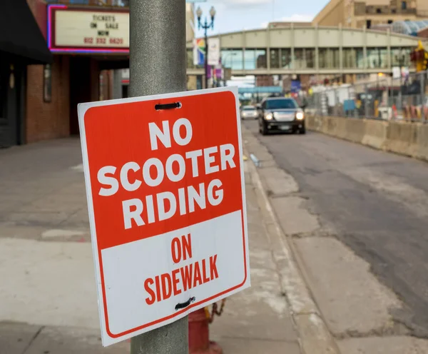 Geen Scooter Paardrijden Teken — Stockfoto