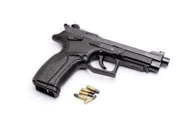 silah ve mühimmat üzerinde beyaz bacjground