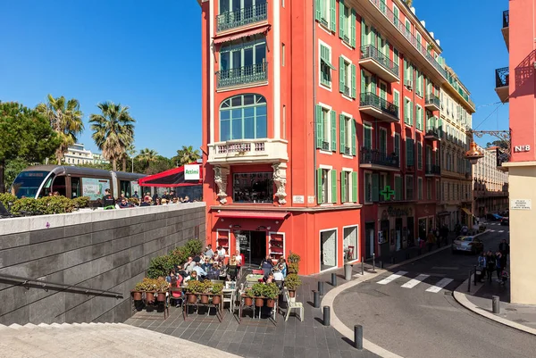 Arquitetura e vista de rua de Nice . — Fotografia de Stock