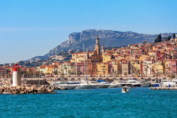 Vista de la colorida ciudad de Menton . — Foto de Stock