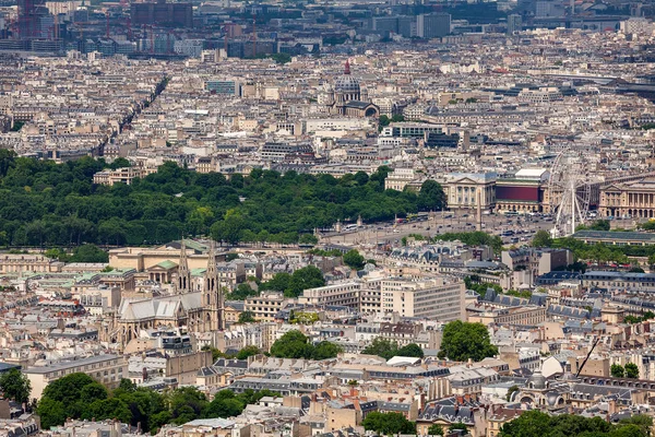 Видом на Париж з вище. — стокове фото