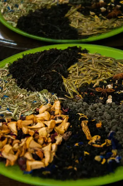 Çay dükkanında yemek farklı çay