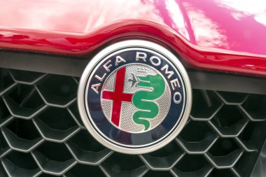 Kırmızı Alfa Romeo Logo